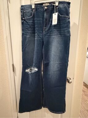 Women's Dark Blue High-Rise Wide-Leg Distressed Jeans